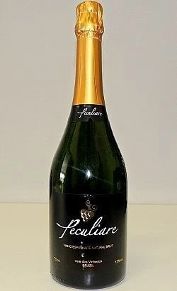 Espumante Peculiare Brut