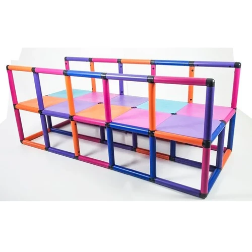 Plataforma De Fundo Com Corrimãos Paralelos