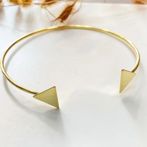 Bracelete DouradoTriangulo